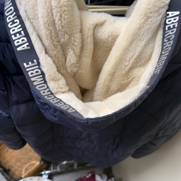 Abercrombie kids Navy Blue Kids Puffer Jacket, fur lined - Picture 2 of 5